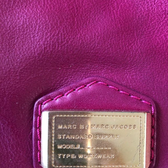 Marc by Marc Jacobs handbag - Picture 2 of 4